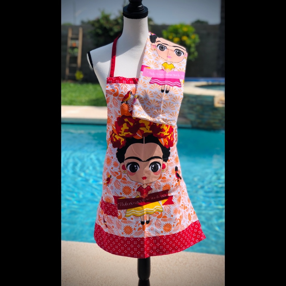 Frida Kahlo Two pocket apron W/ Dish Rag Orange